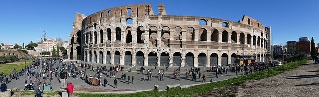 colosseum-601763_640.jpg