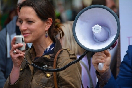 megaphone-1480342_450.jpg